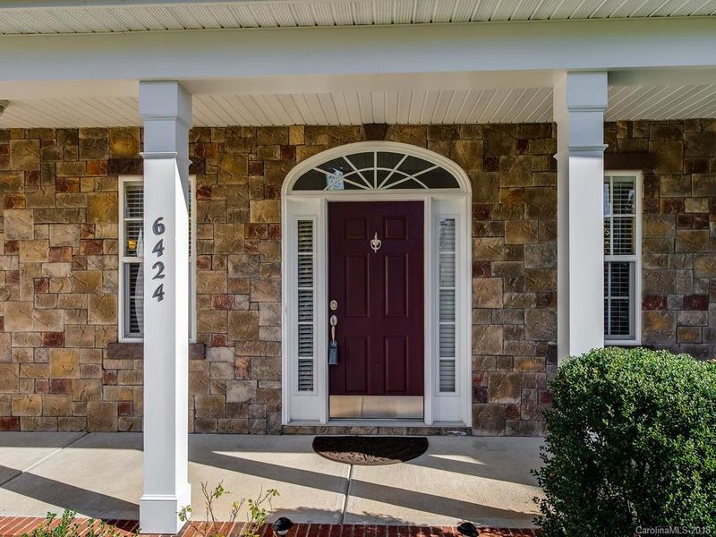 6424 Breckfield Ct, Charlotte, NC 28278