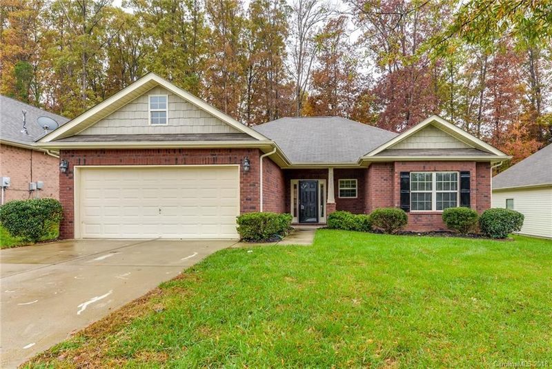 7701 Rockland Dr, Charlotte, NC 28213