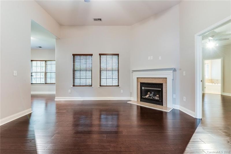 7701 Rockland Dr, Charlotte, NC 28213