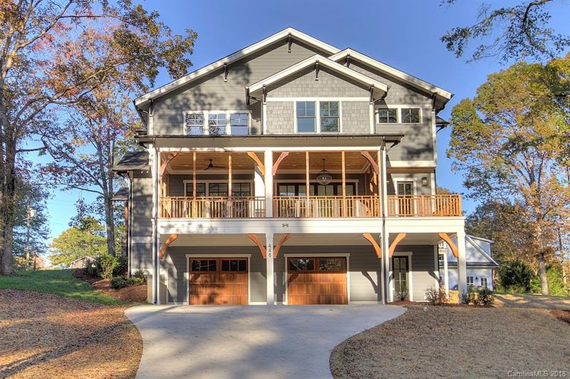 448 Hunter Ln, Charlotte, NC 28211