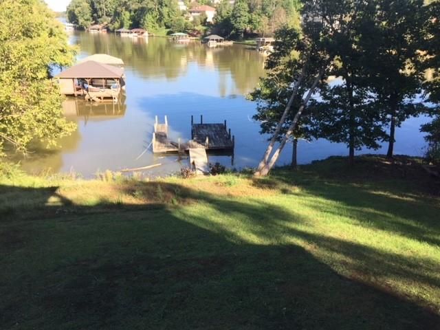 4534 N Center St NE, Hickory, NC 28601
