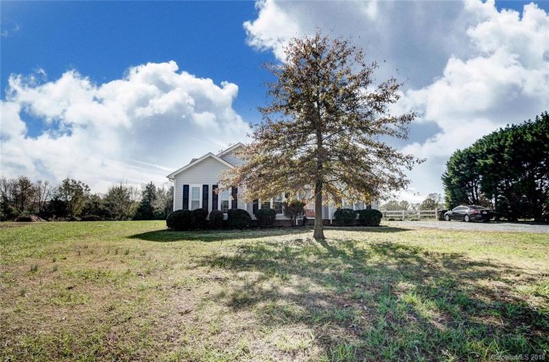 5736 Lorna Dr, Monroe, NC 28110