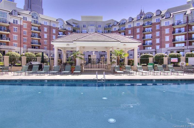 300 5th St #334, Charlotte, NC 28202
