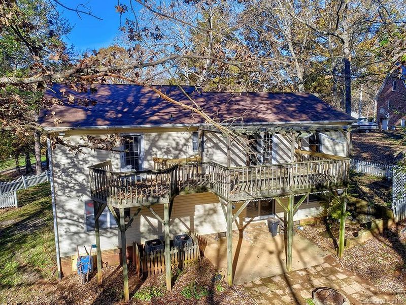 410 Fox Fire Rn, Gastonia, NC 28052