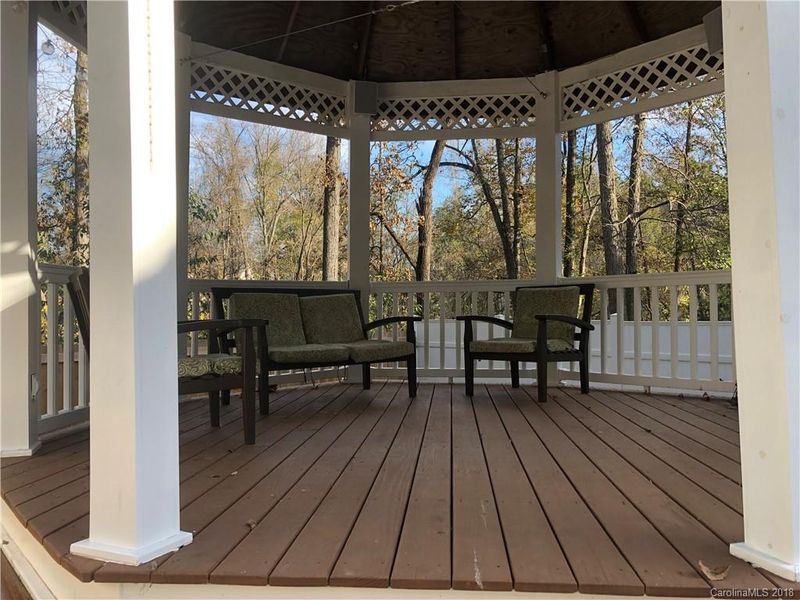 3918 Walnut Hill Ct, Gastonia, NC 28054