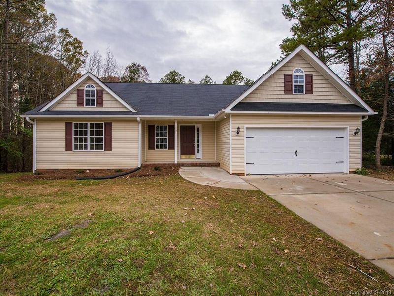 2001 Larkspur Ln, Wingate, NC 28174