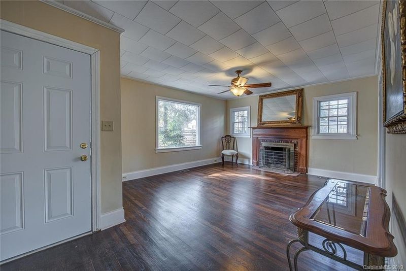 2102 Twin Ave, Gastonia, NC 28052
