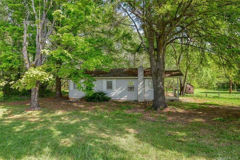 10311 Parkton Rd, Charlotte, NC 28215