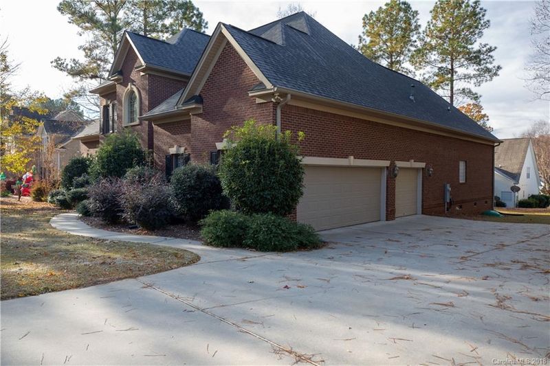 2001 Hayes Dr, Rock Hill, SC 29732