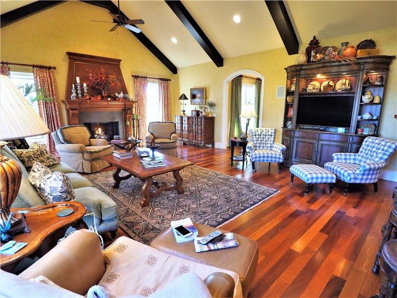 3965 Golf Dr, Conover, NC 28613