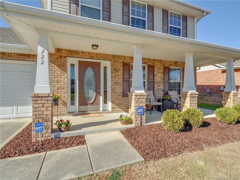 222 Gumtree Dr, Kannapolis, NC 28083