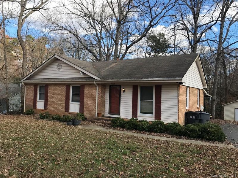 7209 Tall Tree Ln, Charlotte, NC 28214