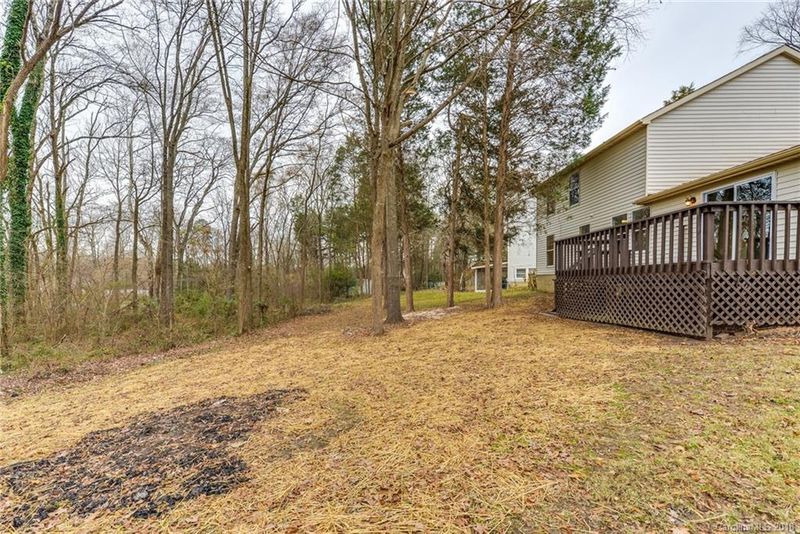 1923 Winsted Ct, Charlotte, NC 28262