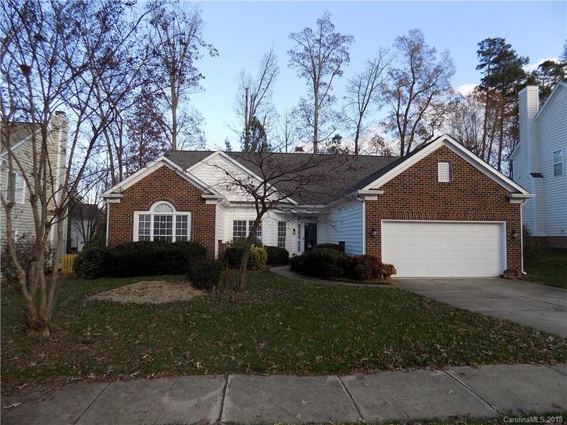 7418 Ridgefield Dr, Charlotte, NC 28269