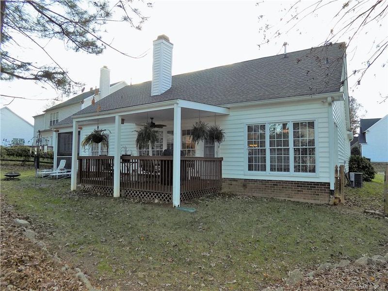 7418 Ridgefield Dr, Charlotte, NC 28269