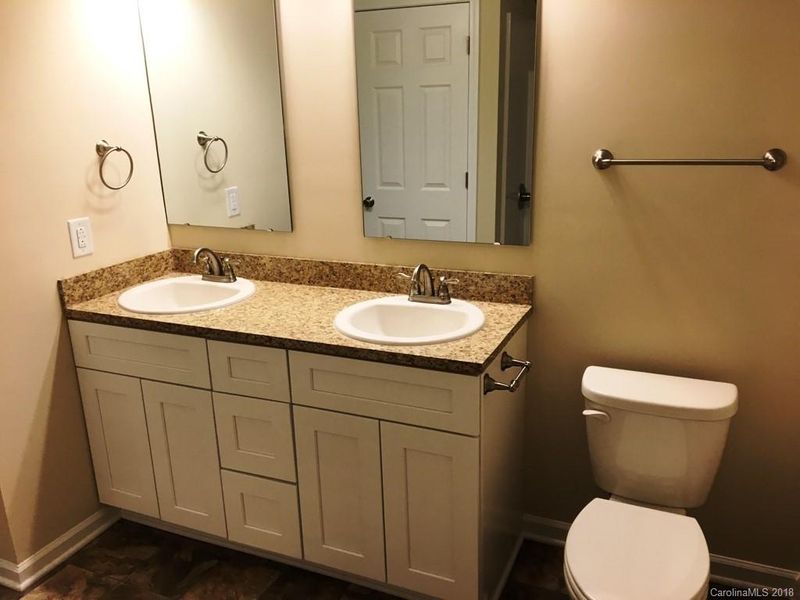 325 Amber Ct, Concord, NC 28025