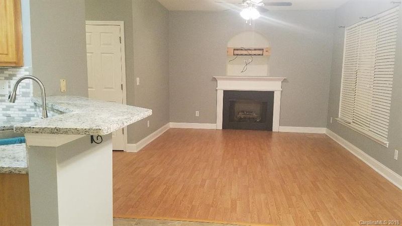 5751 Timbertop Ln, Charlotte, NC 28215