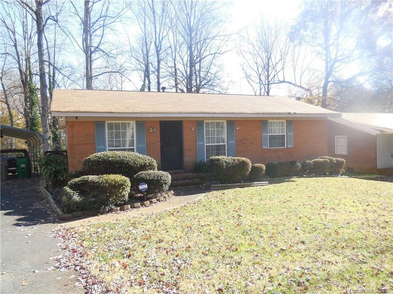 6500 War Eagle Ln, Charlotte, NC 28214