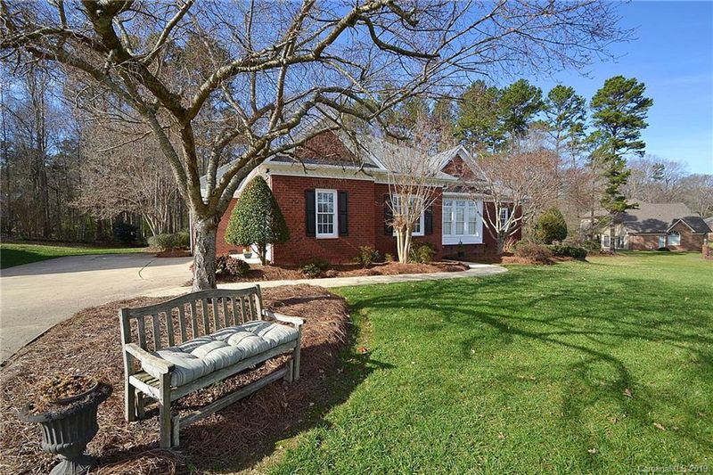 3019 Rochester Ct, Monroe, NC 28110