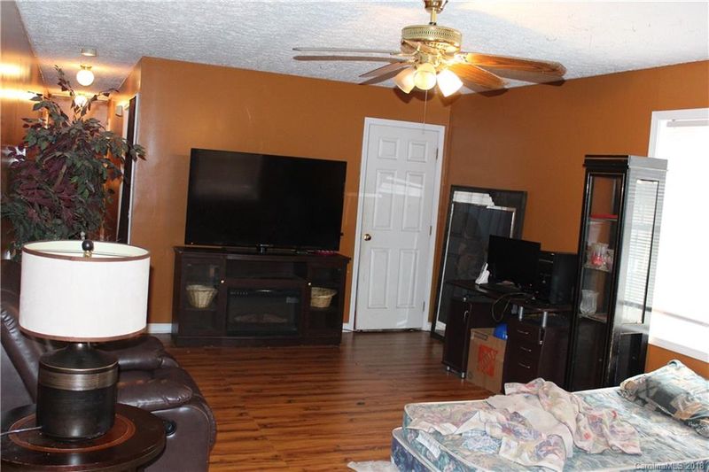 1409 Tinnin Ave #9, Charlotte, NC 28206