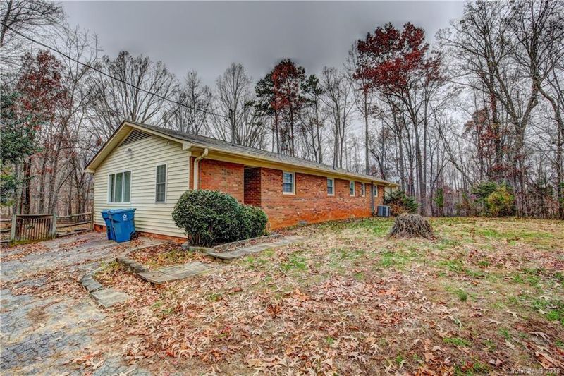 10030 Mount Olive Rd, Mount Pleasant, NC 28124