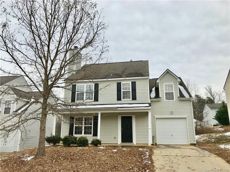952 Grass Hollow Ct, Charlotte, NC 28216