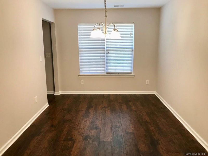 1214 Mcallister Dr, Charlotte, NC 28216
