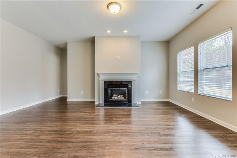 8039 Hereford St, Charlotte, NC 28213