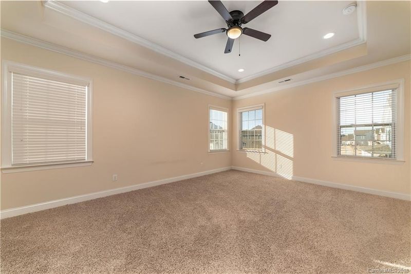 2733 Red Maple Ln, Harrisburg, NC 28075