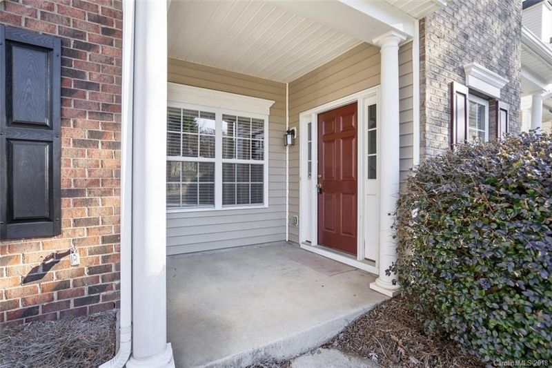 8538 Summerglen Cir, Charlotte, NC 28227