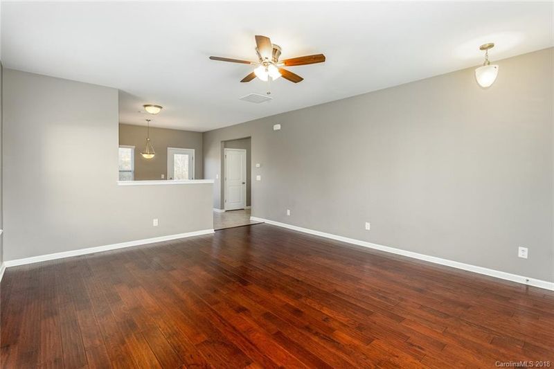 3932 Catawba Hills Dr, Gastonia, NC 28056