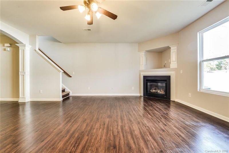 1019 Mearn Rd, Charlotte, NC 28216