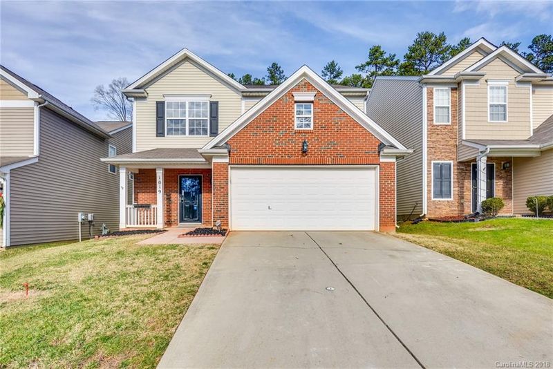 1019 Mearn Rd, Charlotte, NC 28216