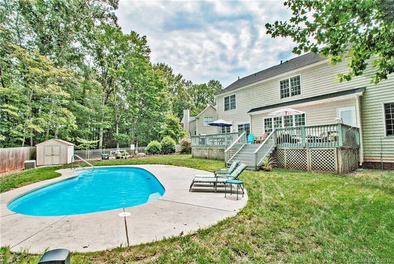 2601 Providence Spring Ln, Charlotte, NC 28270