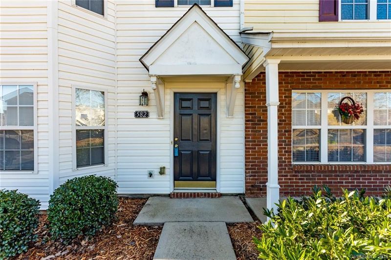 582 Greenway Dr, Fort Mill, SC 29715