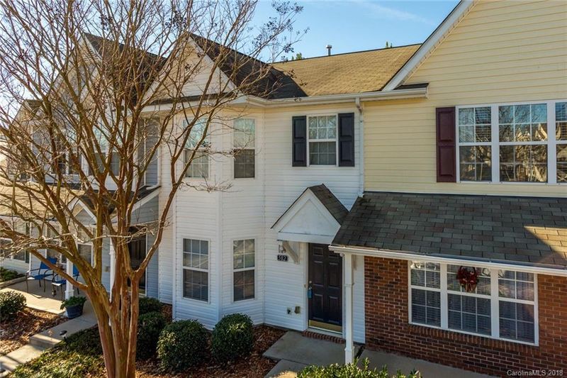 582 Greenway Dr, Fort Mill, SC 29715