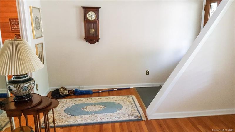 1428 Standish Pl, Charlotte, NC 28216