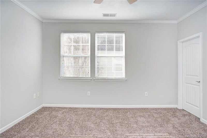 1009 Central Park Cir, Davidson, NC 28036