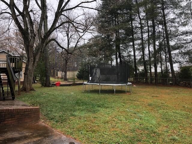 404 Cardinal Dr, Newton, NC 28658