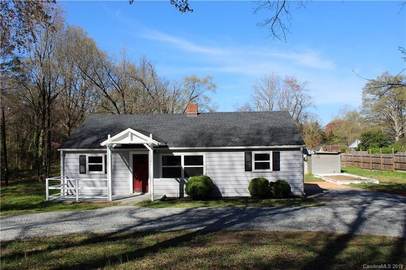 1501 Lisbon Ln, Charlotte, NC 28269