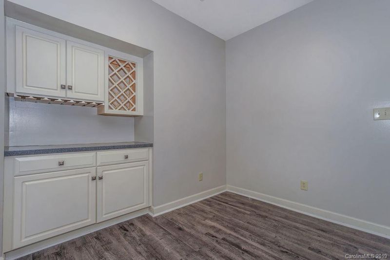 1005 Southwest Dr #1005, Davidson, NC 28036