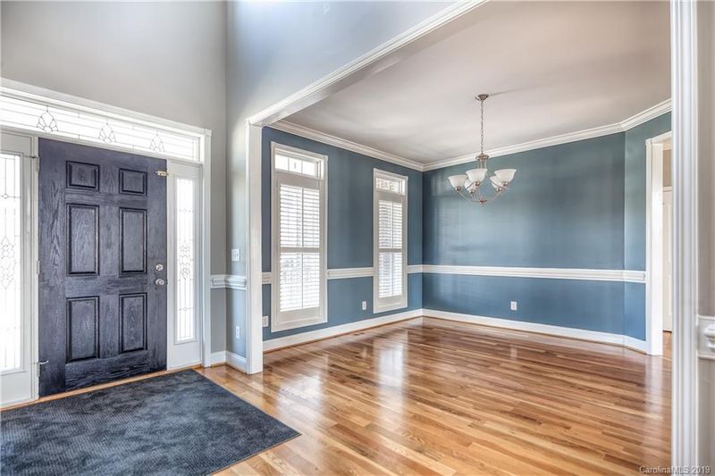 1027 Paragon Ct NW, Conover, NC 28613