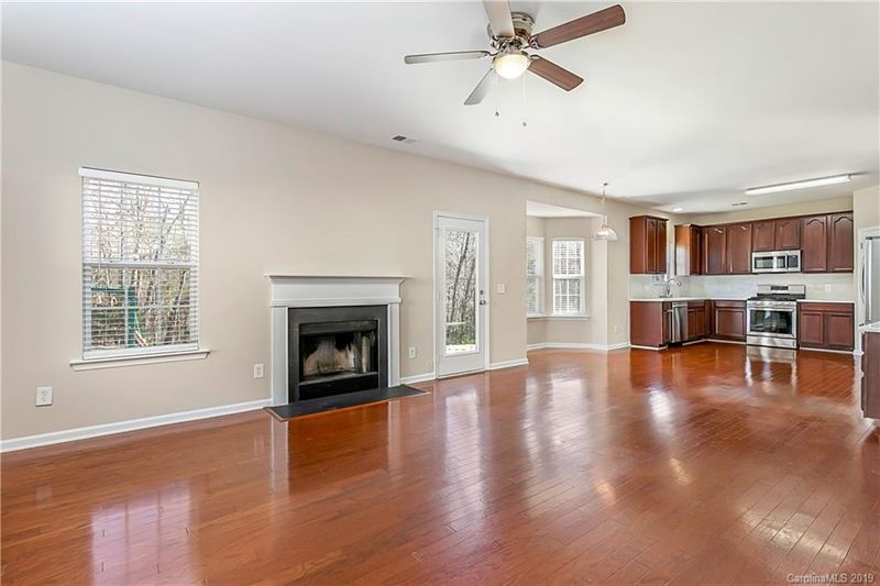 2016 White Cedar Ln, Waxhaw, NC 28173