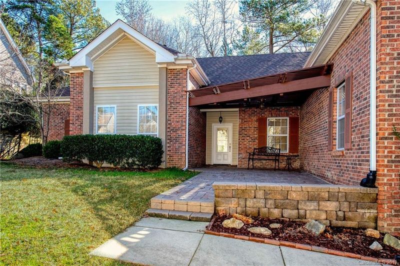 12031 Spinnaker Dr, Tega Cay, SC 29708