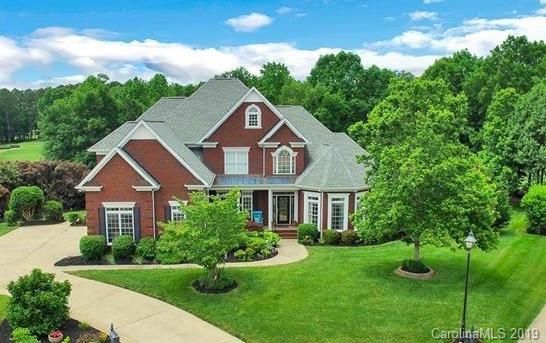 4015 Amen Ct, Matthews, NC 28104