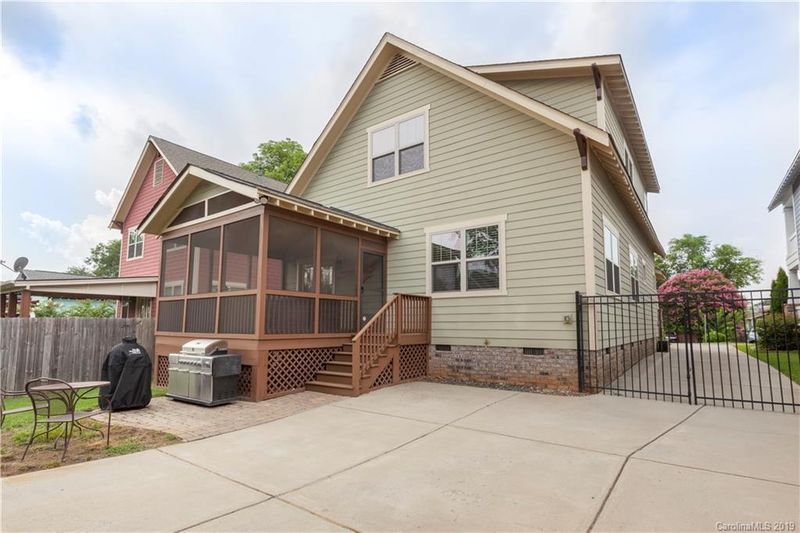 3508 Warp St, Charlotte, NC 28205