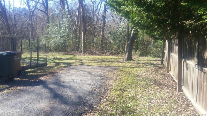 208 Broome St, Waxhaw, NC 28173