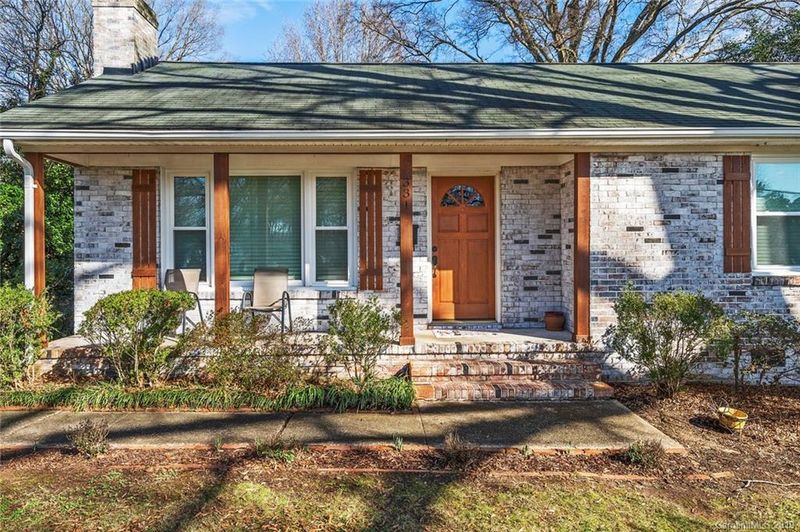 331 Scaleybark Rd, Charlotte, NC 28209