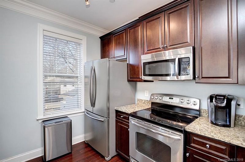 301 E Tremont Ave #204, Charlotte, NC 28203