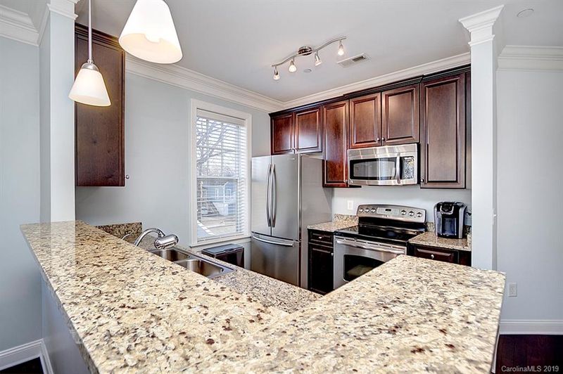 301 E Tremont Ave #204, Charlotte, NC 28203
